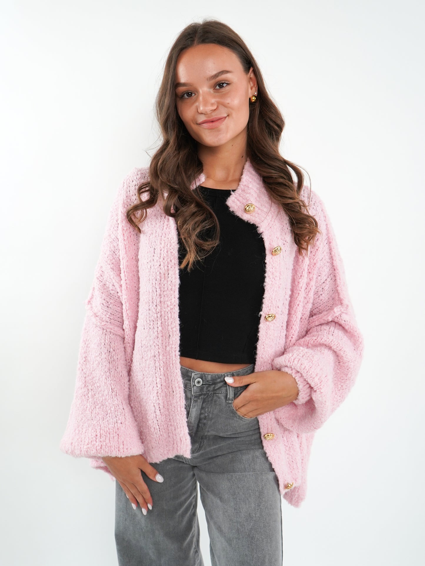 Bouclé Strickjacke mit goldenen Knöpfen - Rosa