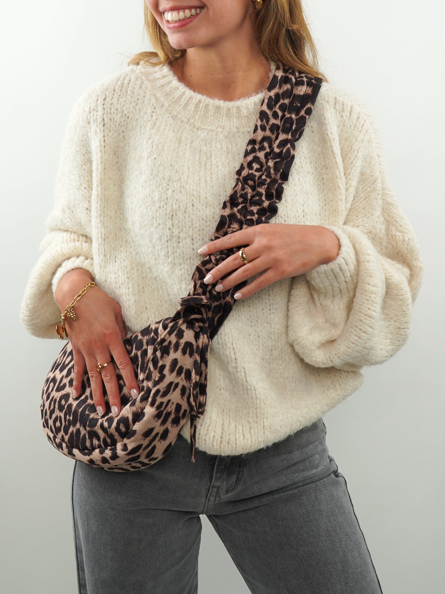 Back to Basics Shoulder Bag - Leo Beige