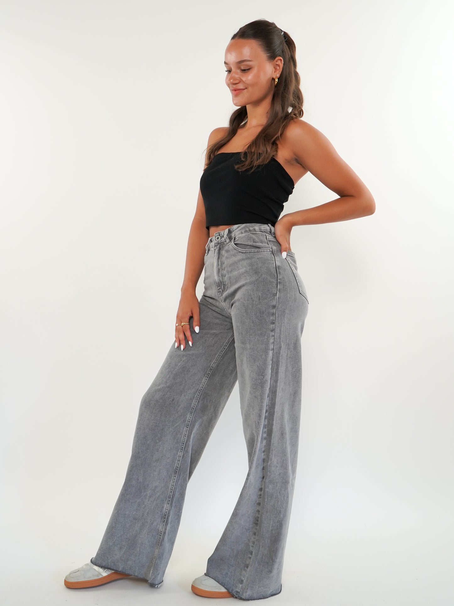 Wide Leg Jeans - Grau