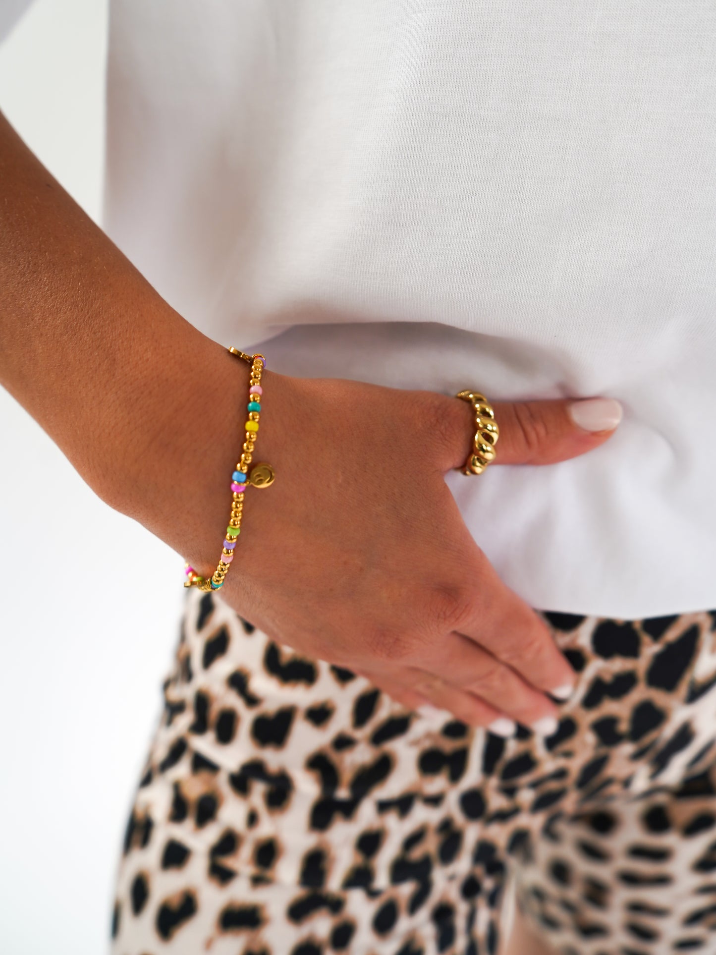 Be Happy Armband – Gold / Bunt