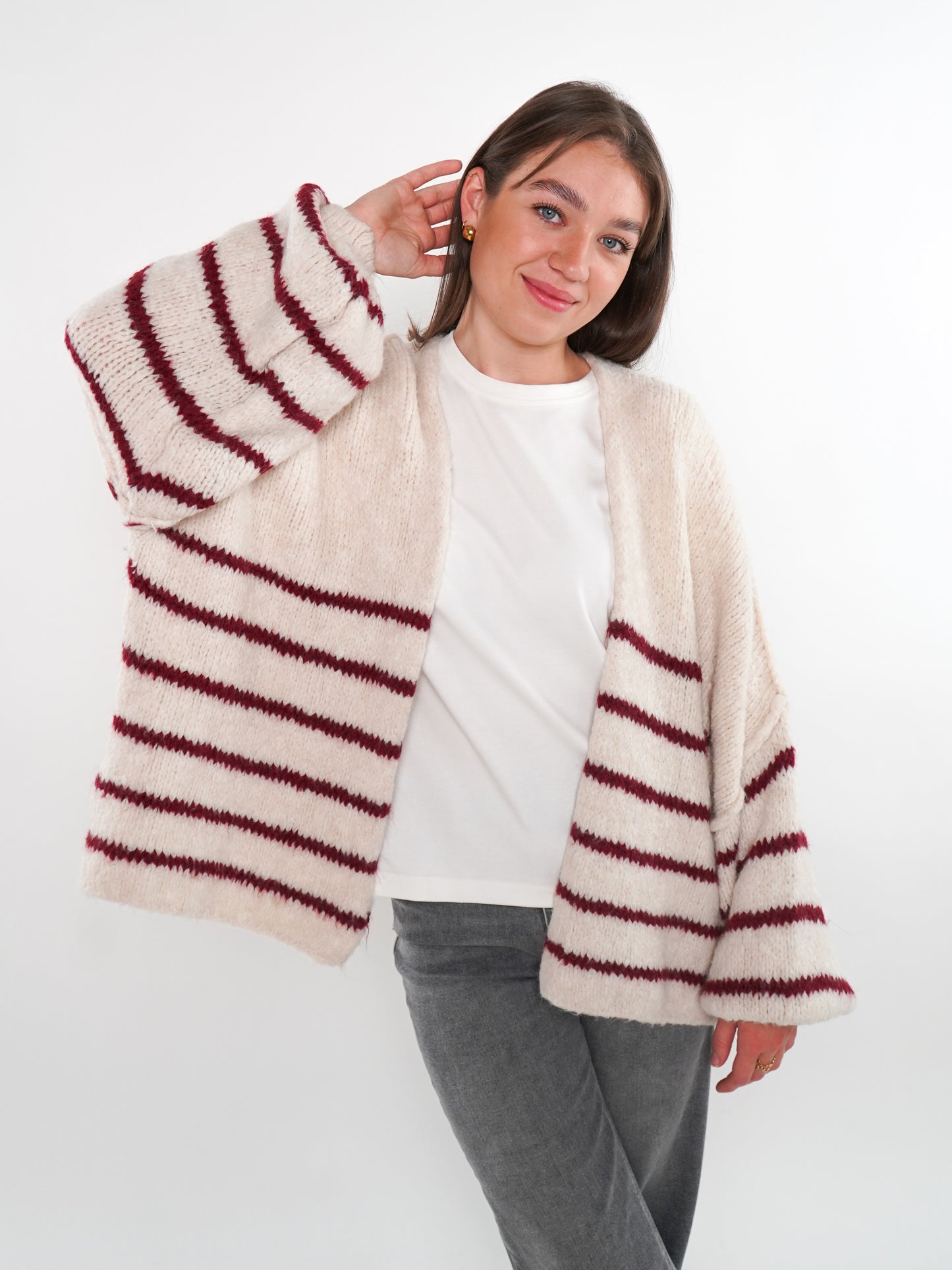 Cozy Strickjacke Felina Stripes - Weiß mit Bordeaux