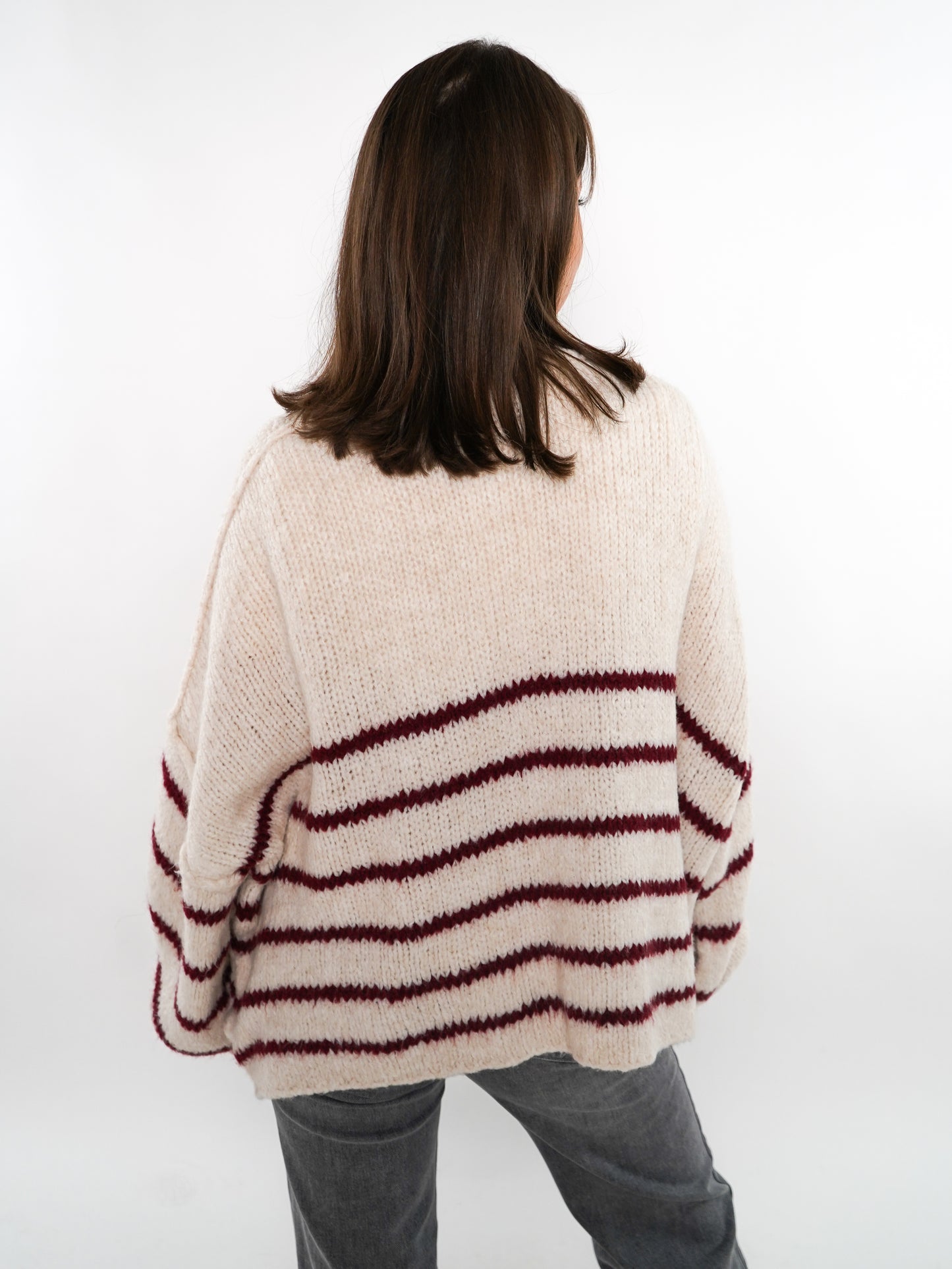 Cozy Strickjacke Felina Stripes - Weiß mit Bordeaux