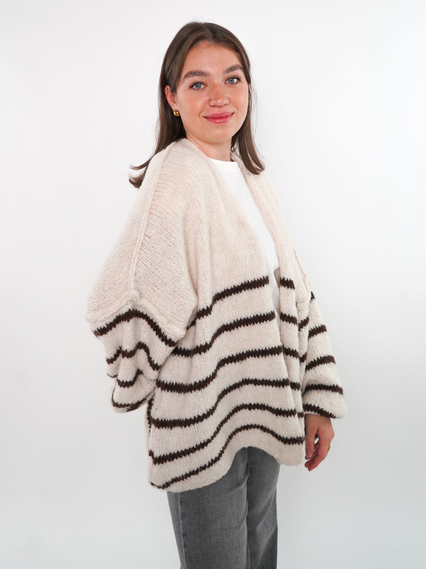 Cozy Strickjacke Felina Stripes - Weiß mit Braun