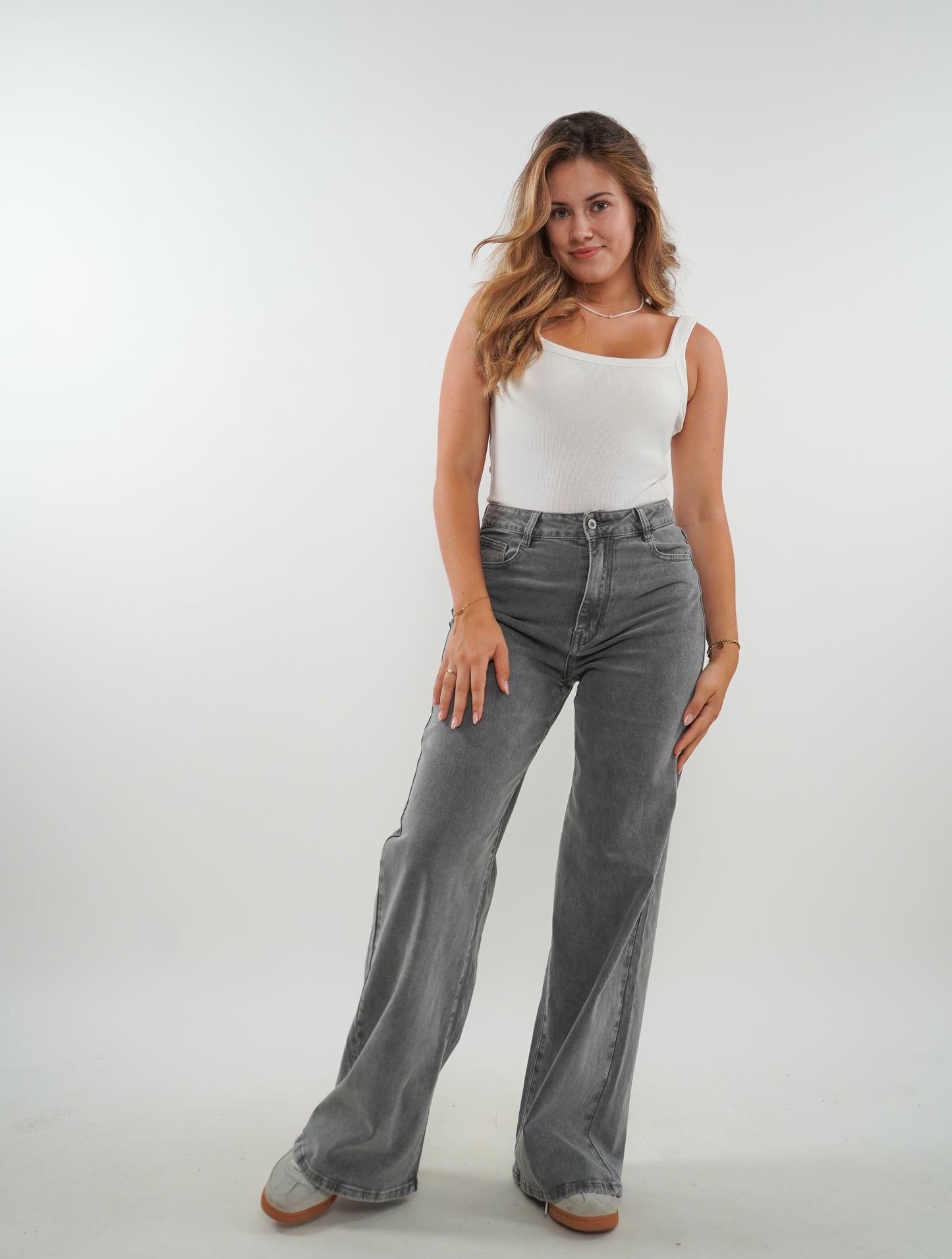 Wide Leg Jeans Madison - Grau mit Morgentau