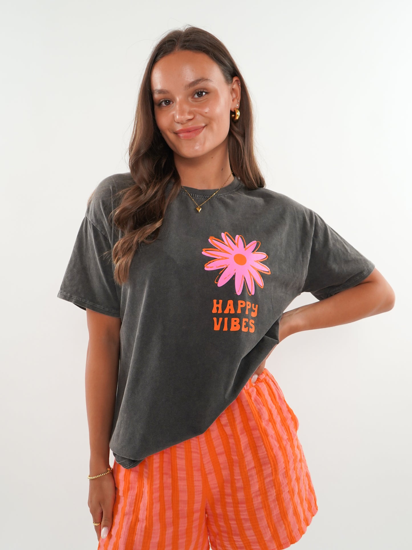 HAPPY VIBES T-Shirt - Washed Schwarz