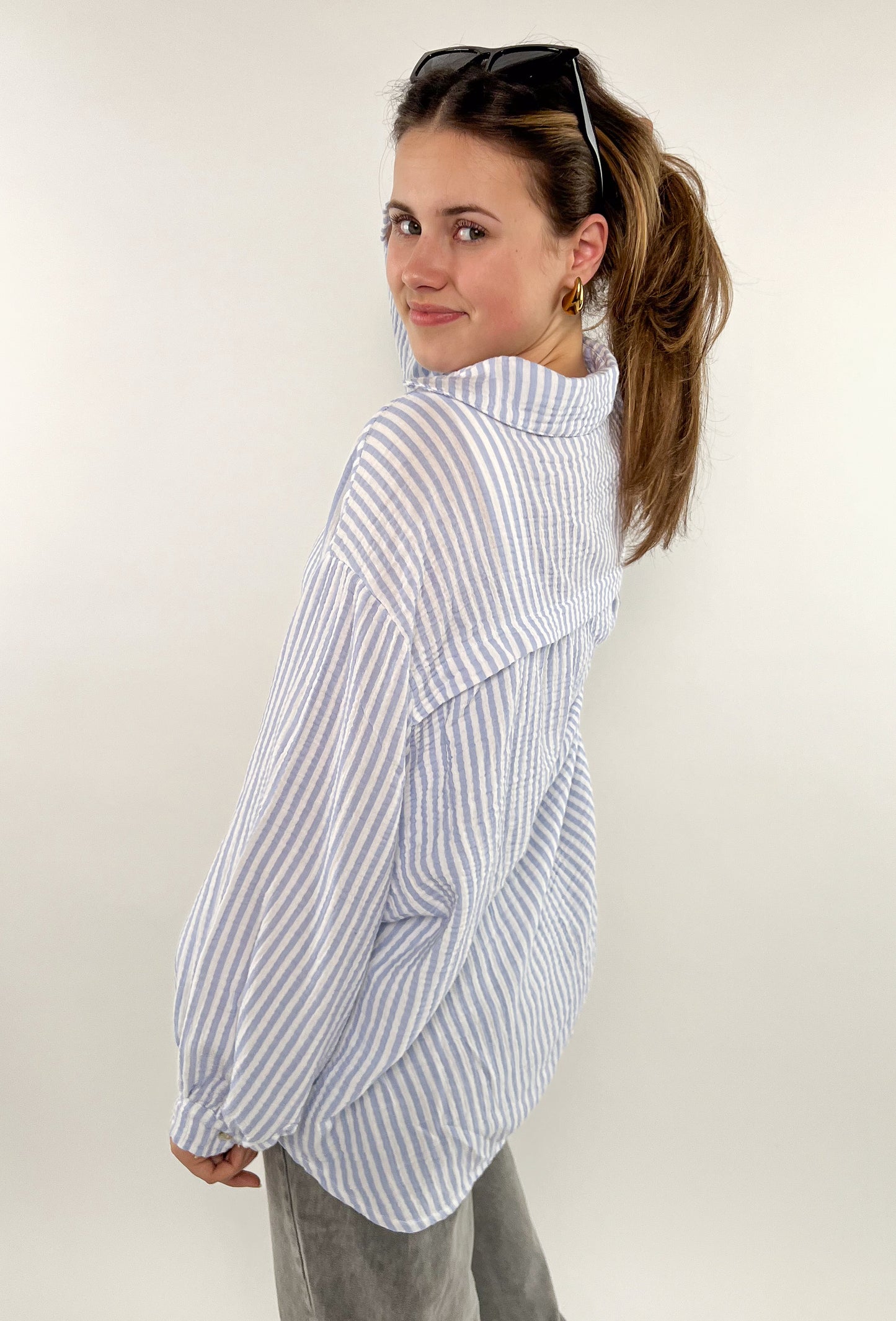 Musselinbluse Stripes kurz - hellblau