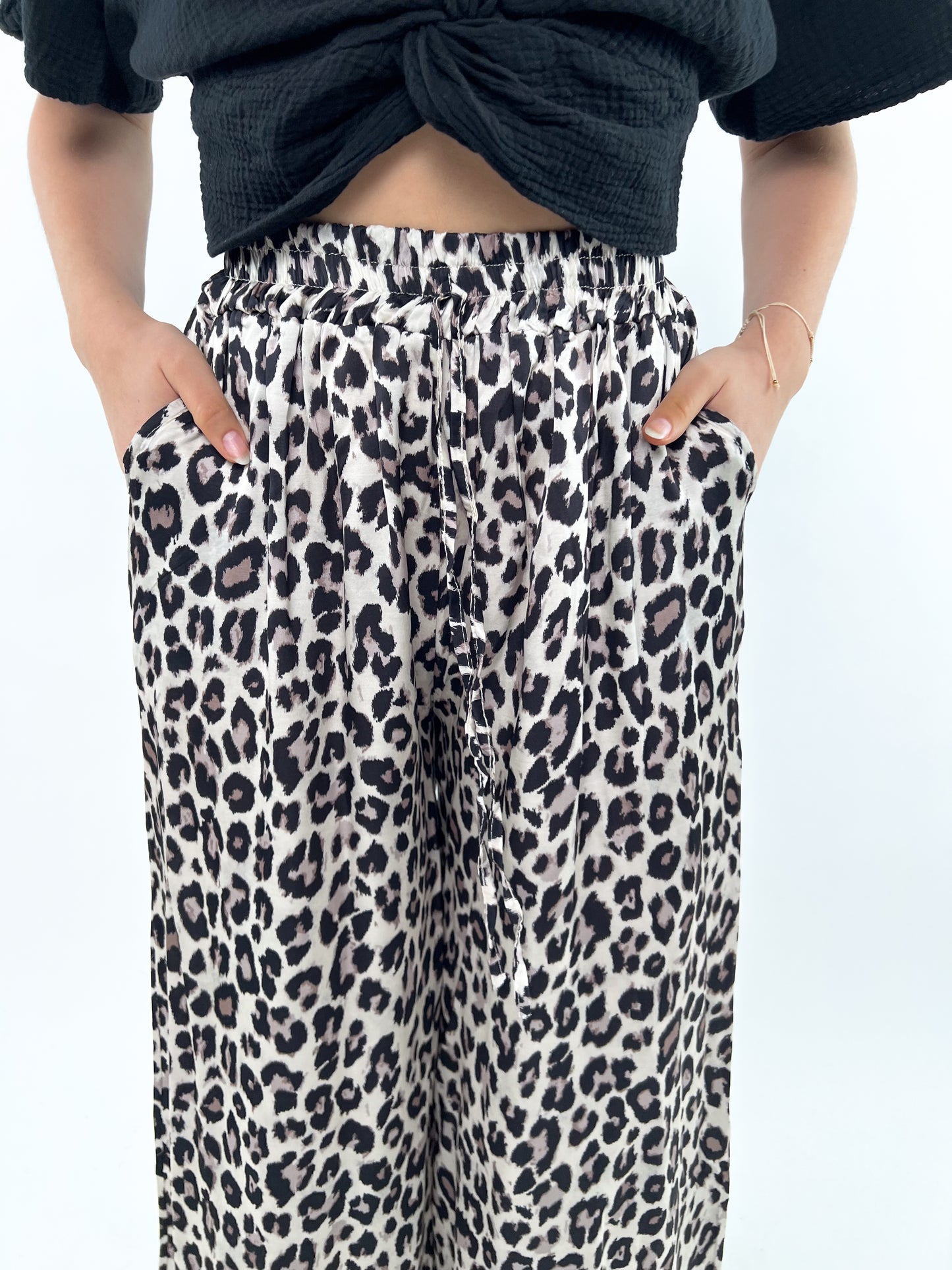 Sleek Leo Print Straight Stoffhose - weiss