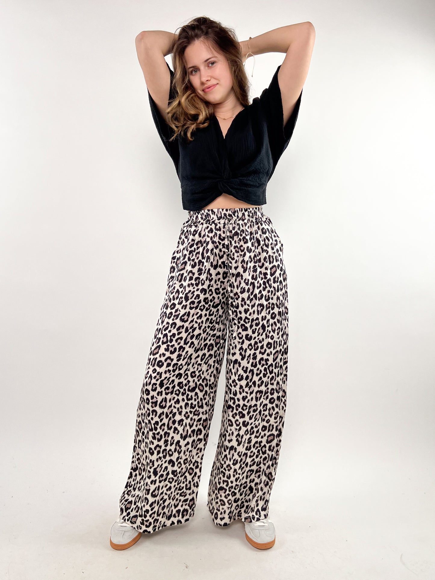 Sleek Leo Print Straight Stoffhose - weiss