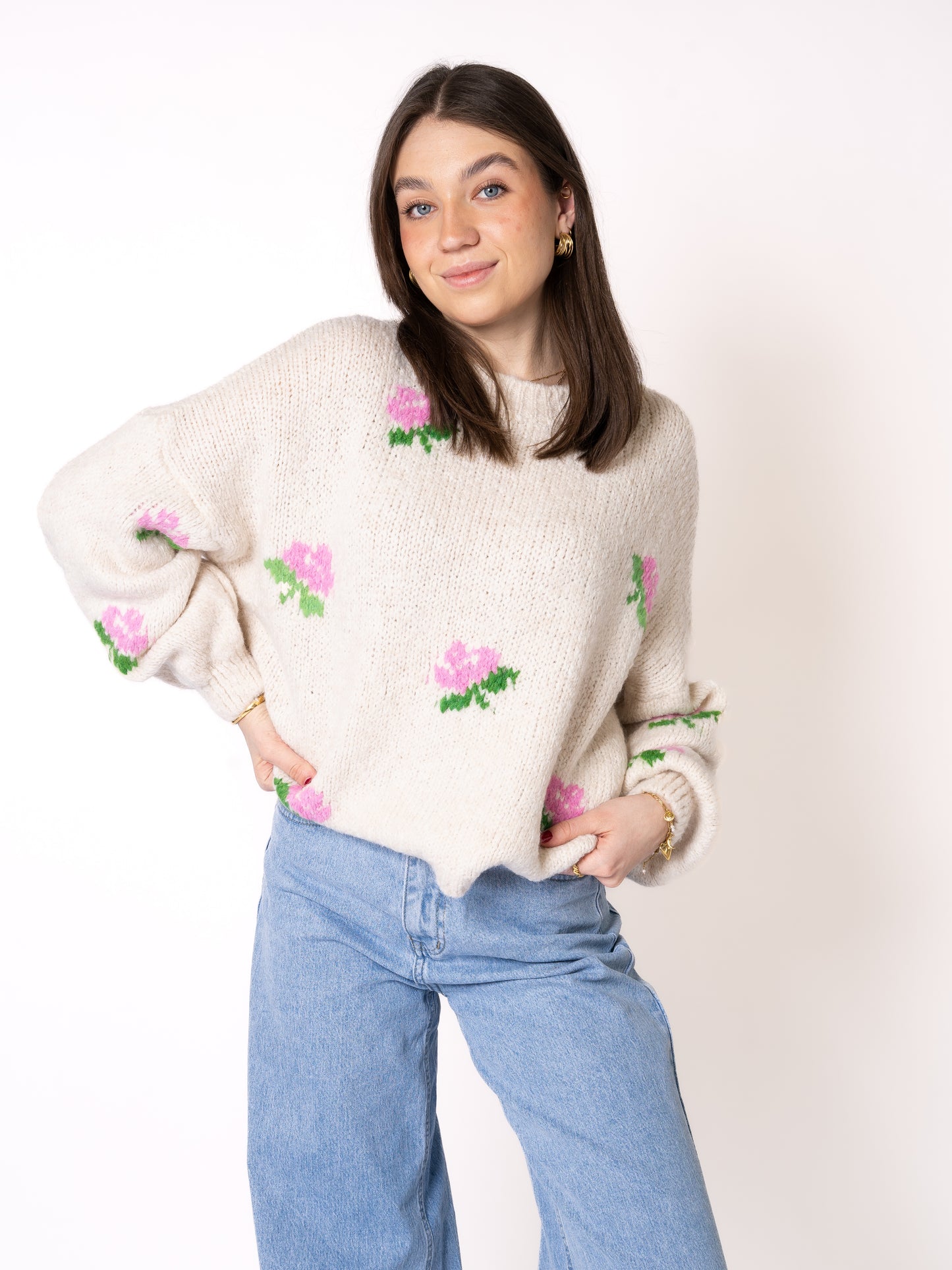 A Thousand Roses Sweater - Creme