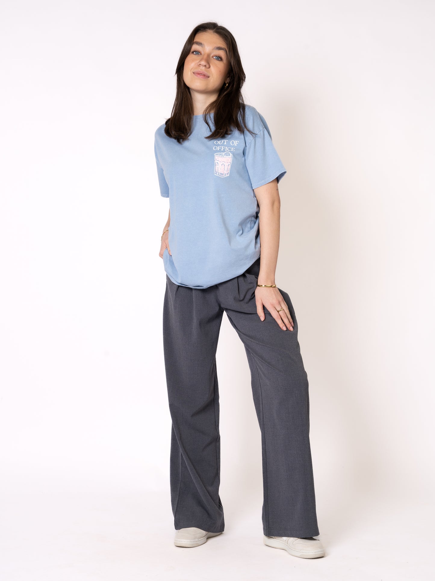 OUT OF OFFICE Oversize T-Shirt - Blau