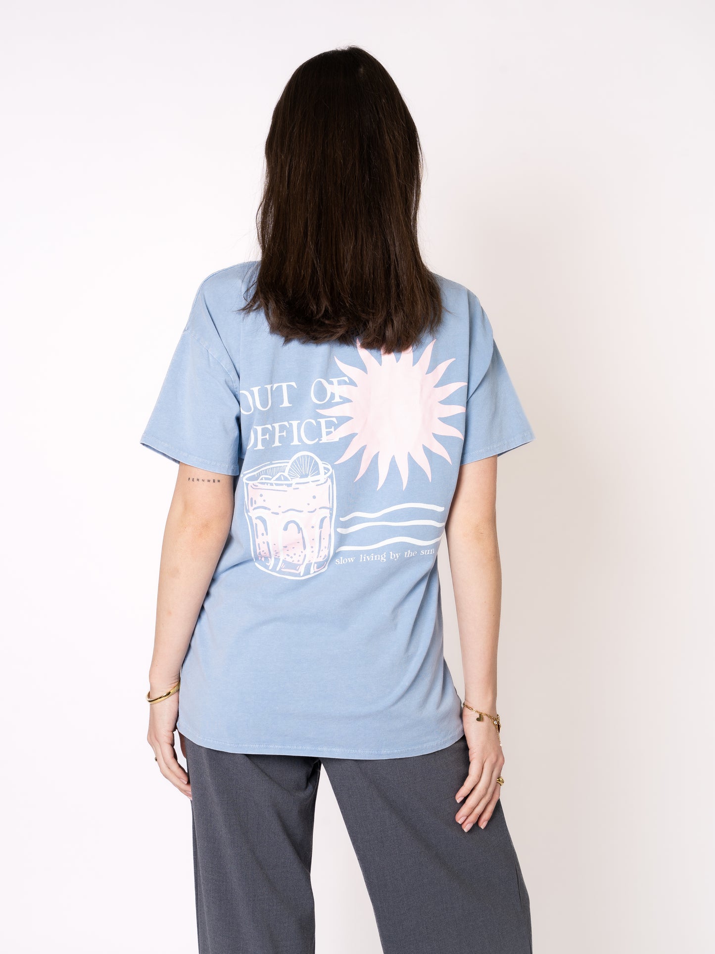 OUT OF OFFICE Oversize T-Shirt - Blau