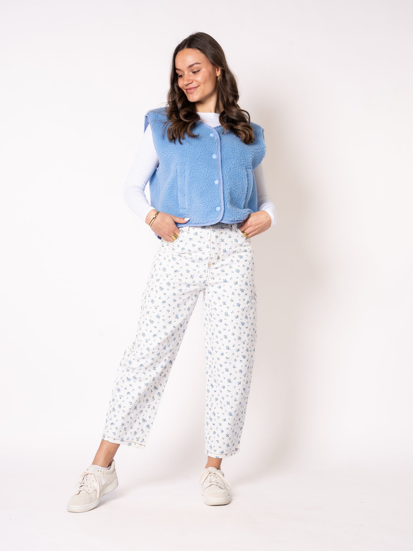 Wide Leg Balloon Jeans White Bloom