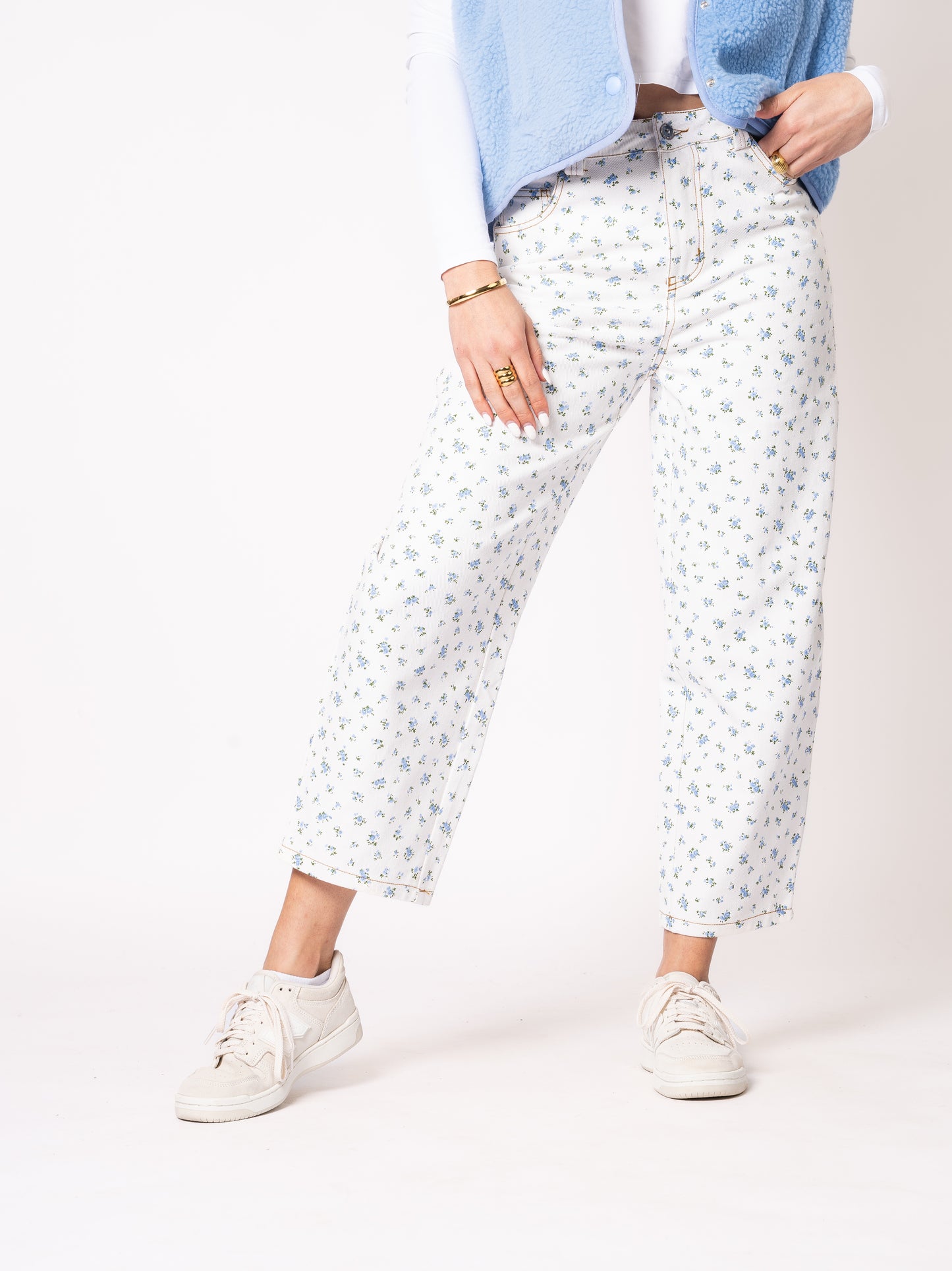 Wide Leg Balloon Jeans White Bloom