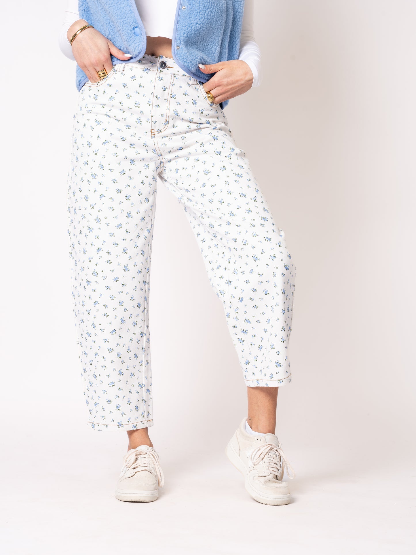 Wide Leg Balloon Jeans White Bloom