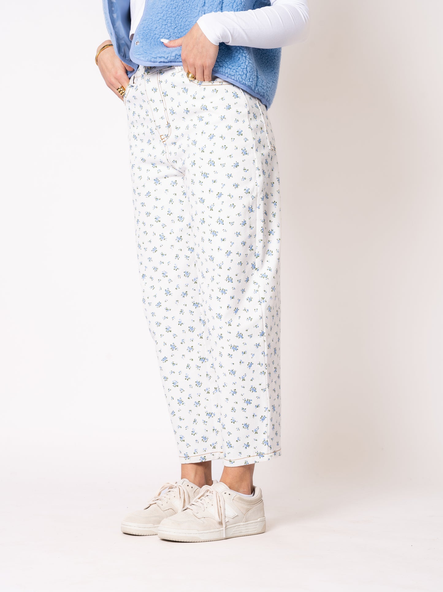 Wide Leg Balloon Jeans White Bloom