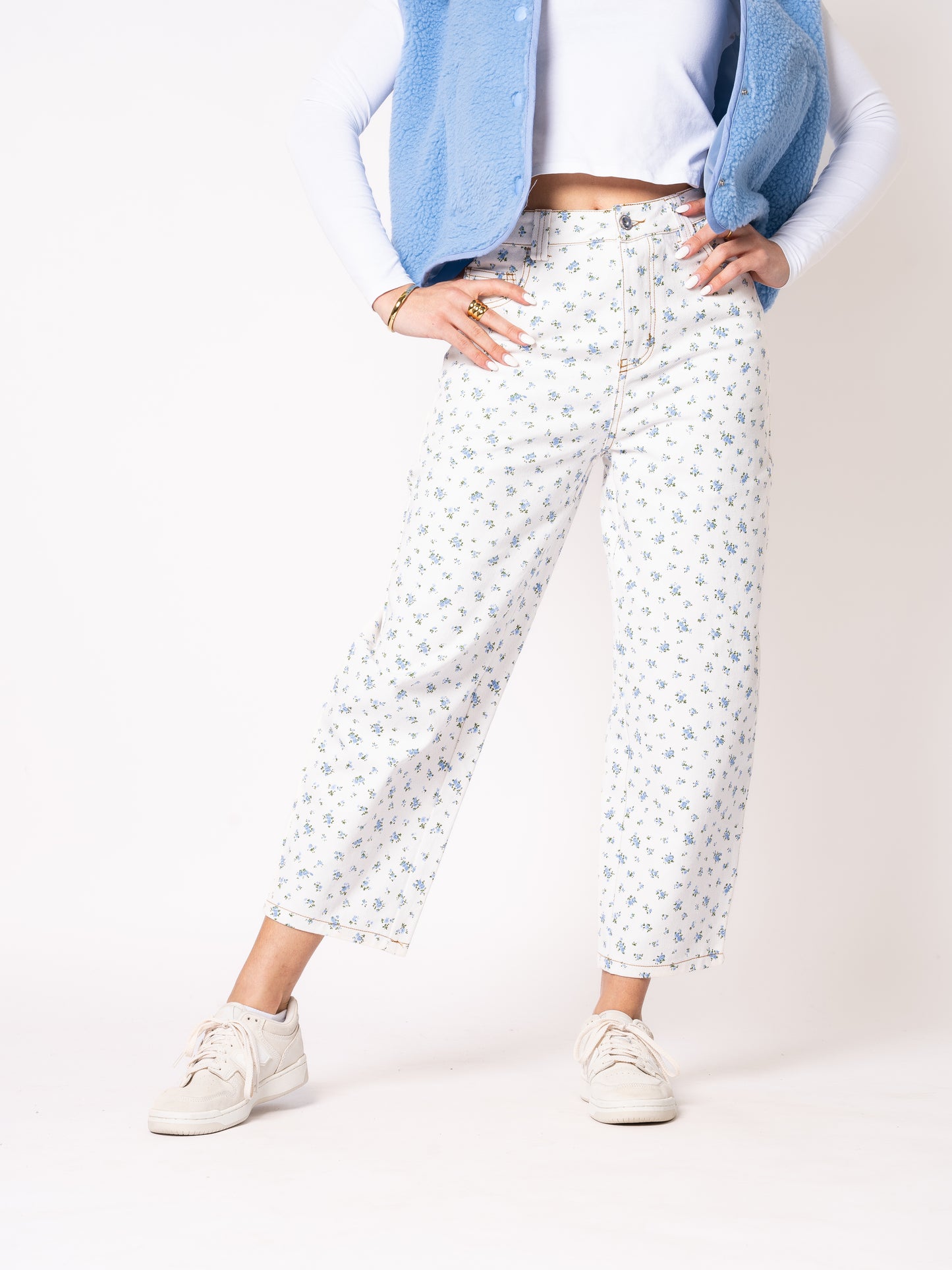 Wide Leg Balloon Jeans White Bloom