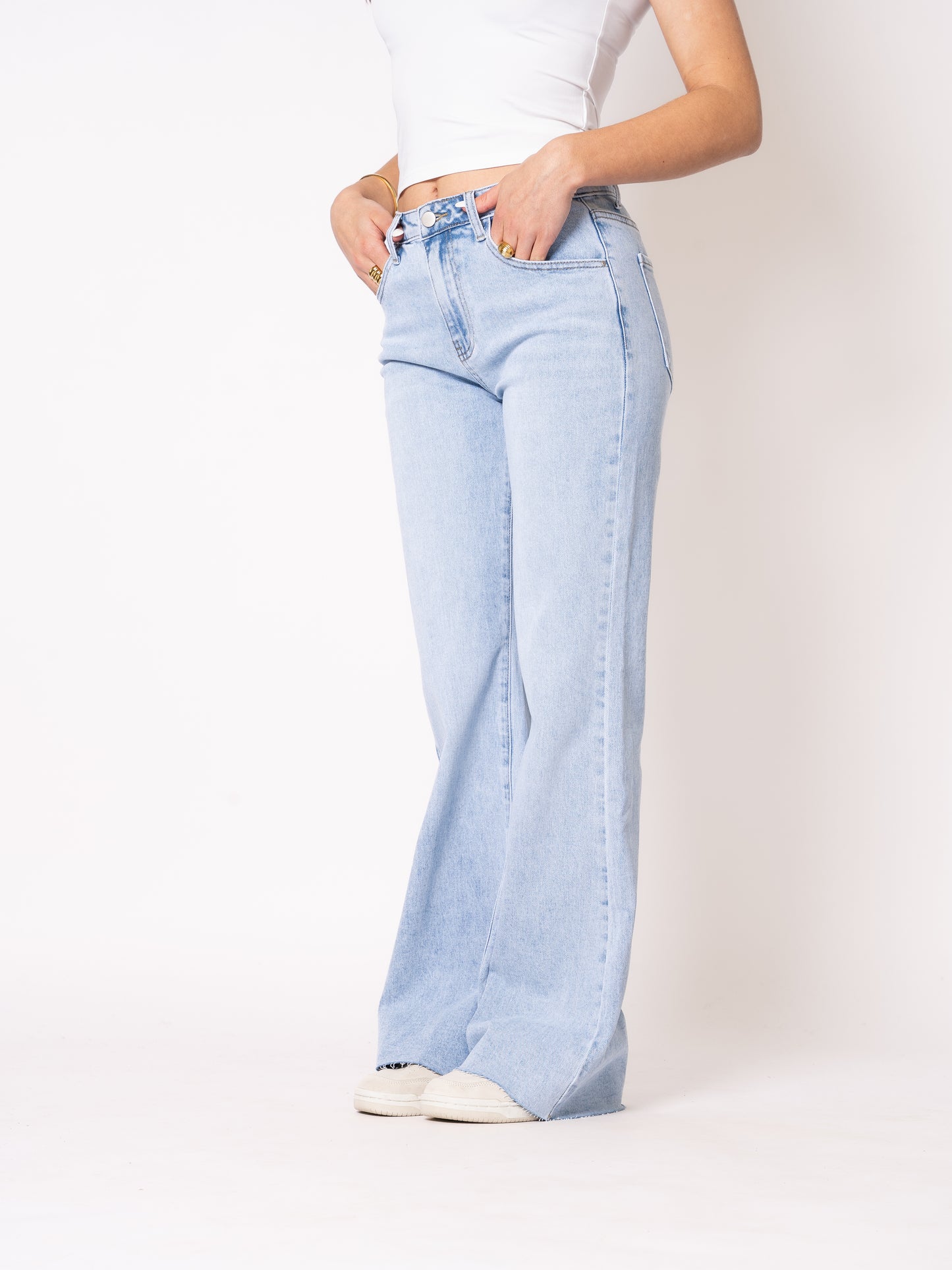 Flared Jeans - Light Blue