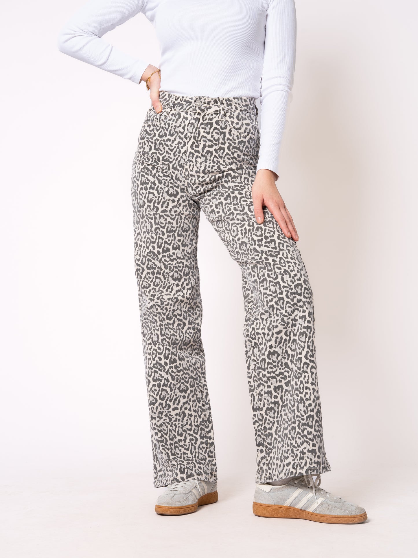 Wide Leg Jeans Leo - Grau